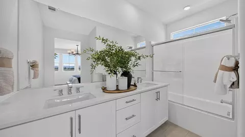 Bath - 8368 Toyon St, Chino, CA 91708 photo 2 of 8