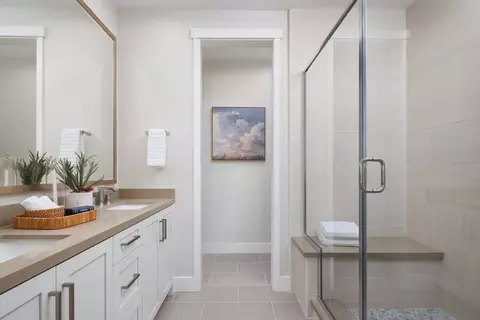 Bath - 1733 Central Pkwy, Dublin, CA 94568 photo 3 of 5