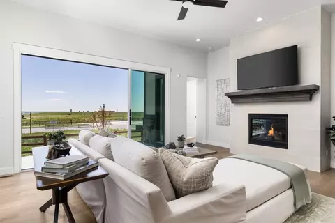 Living - 2093 Falling Leaf, Windsor, CO 80550 photo 3 of 7
