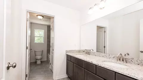 Bath - 930 E Drahner Rd, Oxford, MI 48371 photo 2 of 10