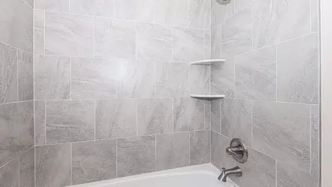 Bath - 930 E Drahner Rd, Oxford, MI 48371 photo 5 of 10