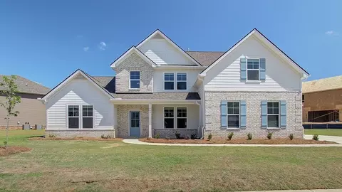 105 Arabella Pkwy, Locust Grove, GA 30248