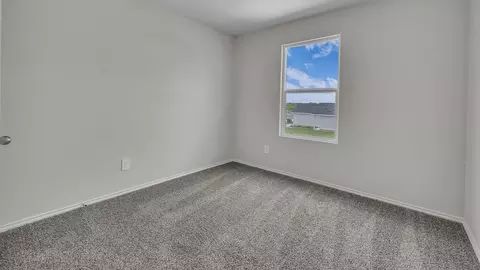 Bedroom - 504 Wild Goose Dr, Luling, TX 78648 photo 2 of 7