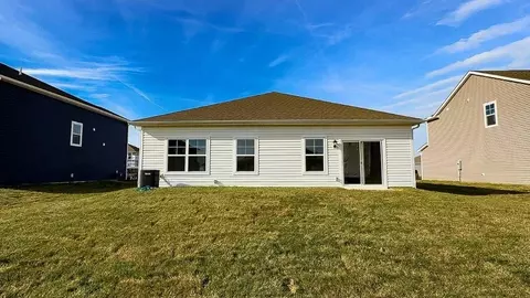 Exterior - 1797 Jacko Ln, Circleville, OH 43113 photo 7 of 10