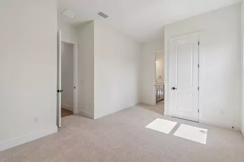 Bedroom - 18172 Foxtail Loop, Venice, FL 34293 photo 2 of 3