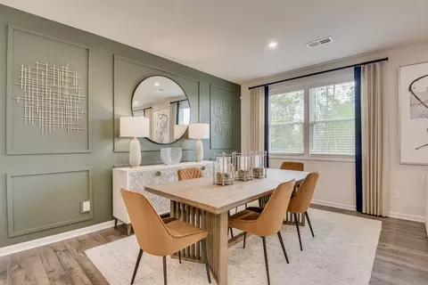 Dining - 3820 Alligator Rd, Florence, SC 29501 photo 5 of 5