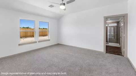 Bedroom - 13 Robin Ct, Angleton, TX 77515 photo 2 of 7