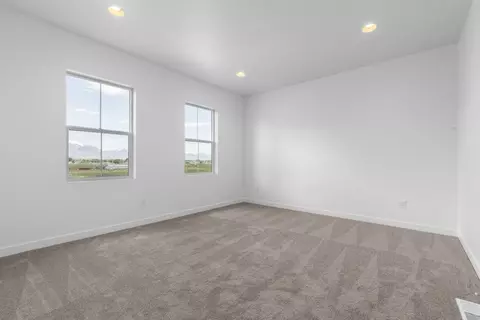 Bedroom - 6648 N Monument Peak, Eagle Mountain, UT 84005 photo 3 of 6