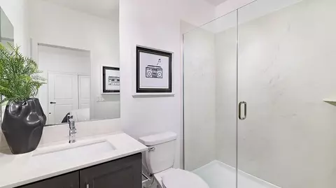 Bath - 12640 Harmon Rd, Poway, CA 92064 photo 4 of 7