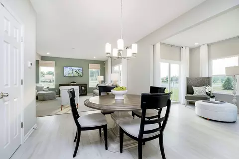 Dining - 965 Ty Dr, Lithopolis, OH 43136 photo 2 of 5