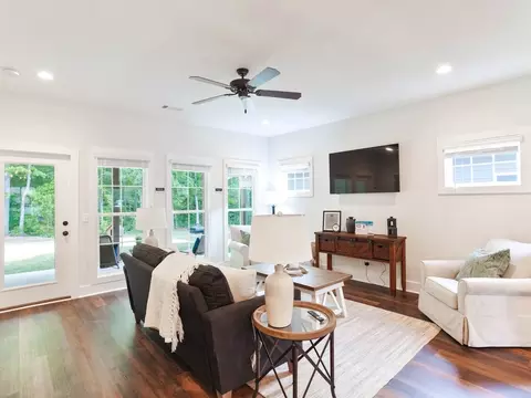 Living - 100 Firefly Ln, Opelika, AL photo 1 of 3