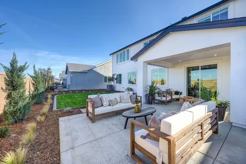 Exterior - 2932 Meadow Sedge Ave, Roseville, CA 95747 photo 11 of 12
