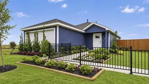 3012 Carrington Hill Dr, Sherman, TX 75092