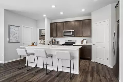 Kitchen - 14845 S Starflower Cir, Plainfield, IL 60544 photo 6 of 9