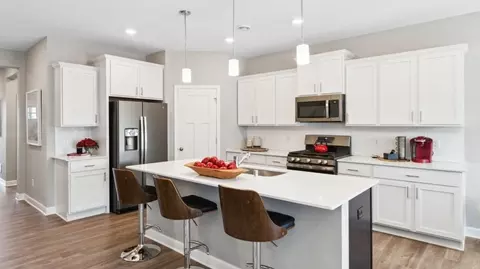 Kitchen - 20152 68th Ave, Corcoran, MN 55340 photo 1 of 6