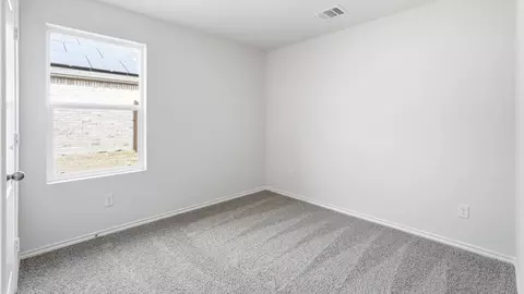 Bedroom - 1915 Glory Dr, Bonham, TX 75418 photo 3 of 3