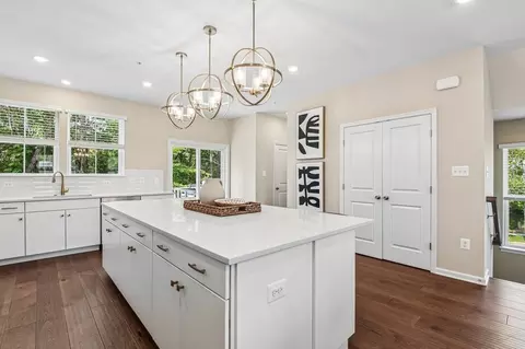 12017 Apache Tears Cir, Laurel, MD 20708 photo 9