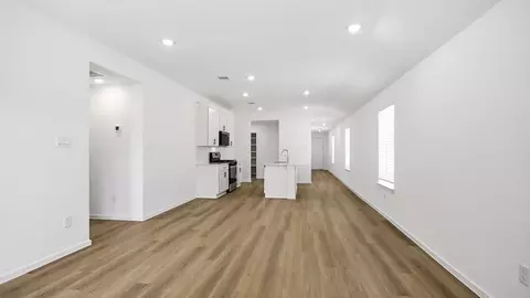 Entry Way - 20306 Stroker Pass Rd, Crosby, TX 77532 photo 2 of 2
