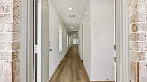 Entry Way - 20306 Stroker Pass Rd, Crosby, TX 77532 photo 1 of 2