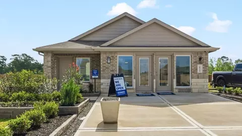Exterior - 20306 Stroker Pass Rd, Crosby, TX 77532 photo 2 of 3