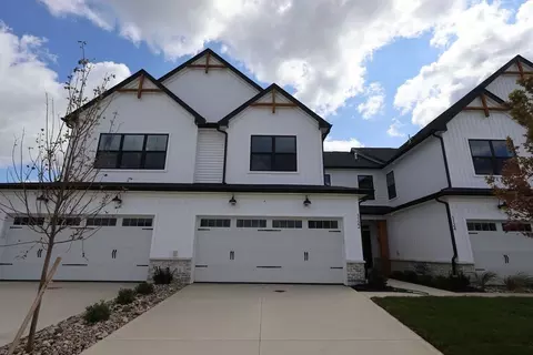 1122 Allegro Dr, Reynoldsburg, OH 43068