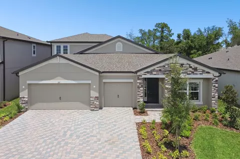 Exterior - 2225 Anderson Snow Rd, Spring Hill, FL 34609 photo 14 of 15
