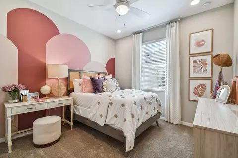 Bedroom - 2225 Anderson Snow Rd, Spring Hill, FL 34609 photo 3 of 6