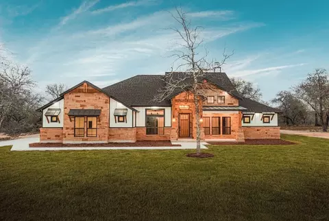 Hondo Ridge Drive, La Vernia, TX 78121