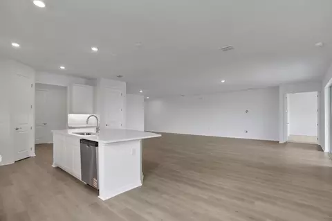 Living - 7418 Sea Manatee St, Parrish, FL 34219 photo 7 of 9