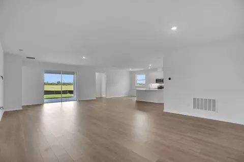 Living - 7418 Sea Manatee St, Parrish, FL 34219 photo 5 of 9