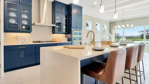 Kitchen - 8308 Golden Beach Ct, Parrish, FL 34219 photo 3 of 6