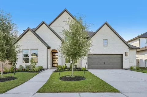 918 Groundwater Way, Friendswood, TX 77546