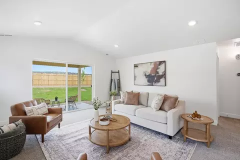 Living - 61797 SE Camellia St, Bend, OR 97702 photo 3 of 7