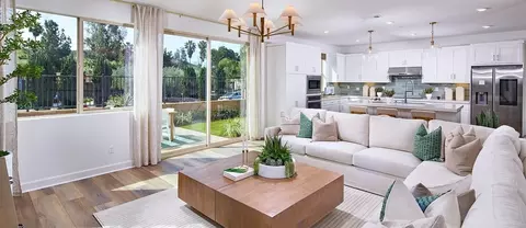Living - 12601 Liberty Way, Poway, CA 92064 photo 1 of 3