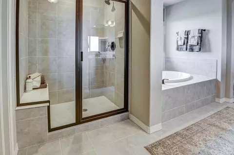 Bath - 8190 Lemon Grass Rd, Peyton, CO 80831 photo 3 of 6