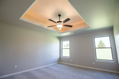 Bedroom - 932 Hydrangea Way, Edmond, OK 73034 photo 1 of 8