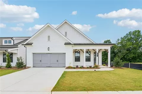 171 High Point Dr, Hoschton, GA 30548