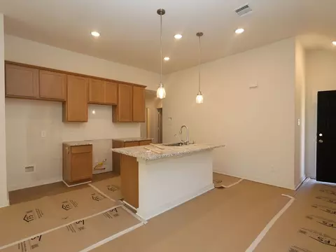 Kitchen - 628 Falling Cave Dr, Willis, TX 77378 photo 3 of 7