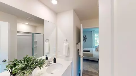 Bath - 3013 Ryelands Pl, Lancaster, SC 29720 photo 2 of 11