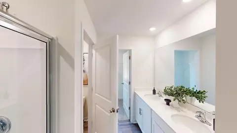 Bath - 3013 Ryelands Pl, Lancaster, SC 29720 photo 1 of 11