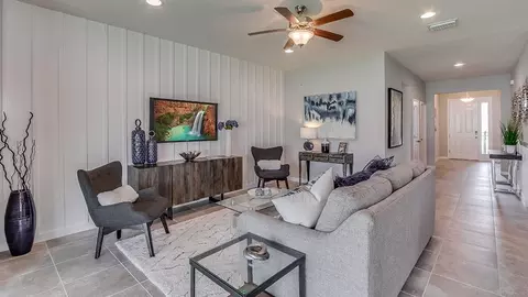 Entry Way - 10422 Charlotte Dr, Parrish, FL 34219 photo 2 of 5