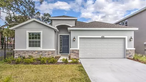 Exterior - 10422 Charlotte Dr, Parrish, FL 34219 photo 2 of 11