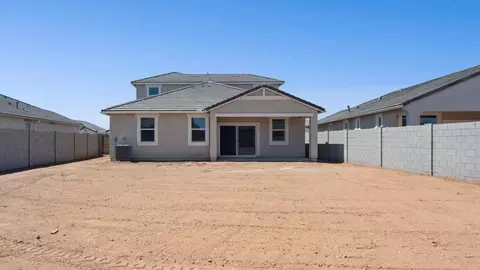 Exterior - 2912 W Stearn Ave, Apache Junction, AZ 85120 photo 3 of 15