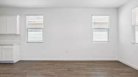 Living - 2912 W Stearn Ave, Apache Junction, AZ 85120 photo 2 of 6