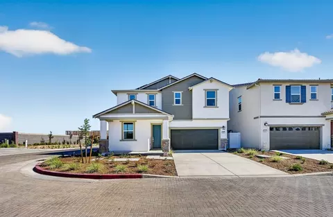 865 Mangelos Ct, Ripon, CA 95366