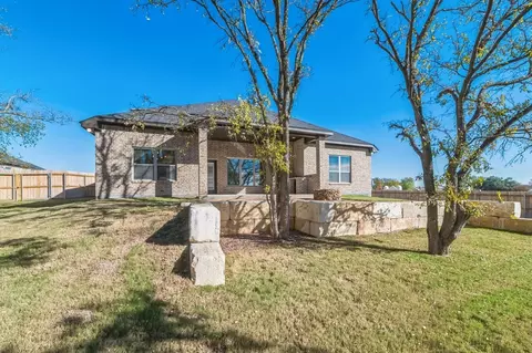 Exterior - 718 Eagle Hts, Salado, TX 76571 photo 4 of 5