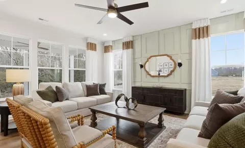 Living - 105 Brassy St, Suffolk, VA 23434 photo 1 of 1