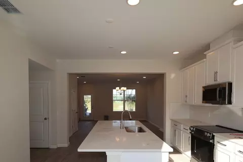 Kitchen - 1349 Hyde St, Saint Cloud, FL 34771 photo 3 of 11