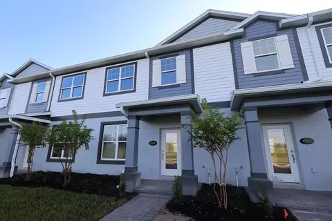 Exterior - 1349 Hyde St, Saint Cloud, FL 34771 photo 7 of 15