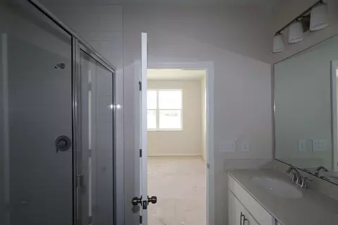 Bath - 1349 Hyde St, Saint Cloud, FL 34771 photo 3 of 4